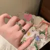 Anillo de Latón Hueco Tallado Estilo Vintage con Piedra Imitación Ojo de Tigre, Sensación de Lujo Ligero de Gama Alta, Anillo de Banda Lisa Retro de Nicho para Dedo Índice