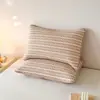 Fundas de almohada acolchadas impermeables, juego de dos, nuevo modelo 2026, funda de almohada resistente al aceite y a la suciedad, protector de almohada
