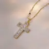 Colar Feminino Colorido Zircônia Joias Design de Nicho Pingente Cruz Completo em Diamante Colar Corrente de Clavícula em Aço Inoxidável
