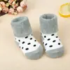 Meias de Terry Infantis Assimétricas Estilo K Atacado 0-3 Anos Meias de Bebê Desenho Animado Meias de Bebê de Algodão Espessas de Inverno