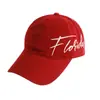Gorra de béisbol roja de alta calidad para mujer, cabeza grande, estilo urbano moderno, gorra de visera ancha con letras que hace que la cara se vea más clara