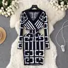 Vestido de punto para mujer, nuevo estilo otoño e invierno, ajustado, ceñido a la cintura, adelgazante, a cuadros, estilo diosa, adecuado como vestido base