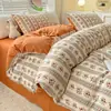 Categoria a Grau Materno e Infantil Pequeno Fresco Xiaozhu Algodão Conjunto de Quatro Peças Lençóis de Algodão Lavado Capa de Edredom Lençóis de Cama Cama Dormitório Estudantil Conjunto de Três Peças