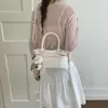 Bolso de Mano de Alta Gama Transfronterizo Estilo Motociclista para Mujer 2026 Nueva Moda Bolso de Hombro Tachonado Bolso Cruzado Retro