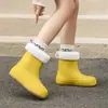 Botas de Borracha Impermeáveis Antiderrapantes de Cano Médio Estilo Coreano Simples para Mulheres Cozinha Acampamento Amarelo Botas de Chuva Modernas