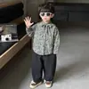 Conjunto de Roupa de Inverno 2026 Novo, Estiloso e da Moda para Meninos, Conjunto de Três Peças Tendência para Crianças Pequenas