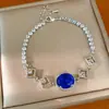 Pulsera ovalada hueca de circonita a la moda y versátil, pulsera de nicho de lujo ligero, joyería de alta gama única y elegante al por mayor