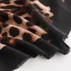 Bufanda Nueva con Estampado de Leopardo para Invierno, Cálida y a la Moda para Mujer, Protección Versátil a Prueba de Frío para el Cuello, Bufanda Chal Cálida para Mujer, Doble Uso