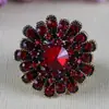 Fivela de Broche de Pérola Desenho Animado Camélia Corsage Broche de Diamante Fivela de Xale de Cristal para Mulheres - Escarpa de Seda Coreana Mais Vendida