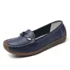 Sapatos femininos plus size transfronteiriços novos sapatos de feijão de sola macia sapatos baixos casuais femininos leves slip-on sapatos de mãe