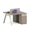 Conjunto de mesa e cadeira para funcionários, design simples e moderno, disponível em configurações para 2, 4 ou 6 pessoas, com tela divisória, adequado para escritórios de funcionários e mesas de computador