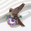Broche Papagaio Retrô Europeu e Americano Totalmente Cravejado de Diamantes Broche de Cristal de Alta Qualidade Feminino Acessórios de Alfinete de Moda de Luxo Acessível