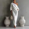 Estilo Europeo y Americano 2026 Verano Nuevo Moda Femenina Nicho Diseño Asimétrico Hombros Descubiertos Largo Irregular Vestido Texturizado