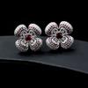 Nuevos Aretes de Flor de Cuatro Hojas de Zirconio Micro-Incrustado, Lujo Ligero, Modernos y de Alta Gama, Aretes Populares, Aretes Femeninos y Elegantes para Dama