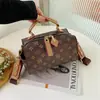 Transfronterizo 2025 Nueva Bolso de Mujer Moda Casual Bolso Boston Simple Versátil Gran Capacidad Bolso Cruzado de Mujer