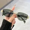 Gafas de Sol de Metal con Marco Transfronterizo Europeas y Americanas para Hombres y Mujeres, Gafas Ovaladas Retro de Gama Alta, Gafas Estilo Ins con Protección UV