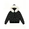 Sudadera con capucha y cuello de pelo estilo millennial Y2K para mujer, top con cremallera corta y cálido con cuello de pelo de lunares vintage