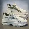 Autêntico Modelo Novo Primavera 2026 Moda Estudantil Respirável Sapatos Pai Esportivos Casuais Versáteis Couro Sapatos de Trabalho para Homens
