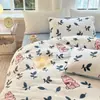 Conjunto de Cuatro Piezas de Leche Estampada de Invierno, Manta de Coral de Doble Cara, Funda de Edredón Individual, Conjunto de Tres Piezas para Dormitorio Individual/Doble, Uso Doméstico