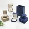 Caja de Joyería de Cuero PU con Esquinas Redondeadas y Interior de Terciopelo para Anillos, Colgantes, Pulseras, Caja de Empaque, Caja para Insignias, Caja de Regalo con Tapa abatible