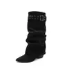 Botas americanas de tacón alto hasta la rodilla con punta estilo páramo, nuevo modelo 2026, botas de tacón ancho para pantorrilla ancha, botas de estilo western con tacón grueso para meter por dentro del pantalón.