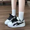 Sapatos de Pão Novos 2025 Espessos de Solado Cinza Retrô de Nicho Tendência Nacional Nova Estilo Chinês Estudante Fotografia de Rua Tênis de Skate