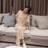 Traje Casual de Seda de Hielo Queen para Mujer, Nuevo Estilo de Verano, Conjunto de Dos Piezas de Pijama de Pierna Ancha de Manga Corta Suelto y Cómodo para el Hogar