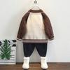 Ropa para niños Suéter de cuello redondo a juego de colores para niño Otoño e Invierno para niños pequeños y medianos Top de invierno para niños Camisa tejida Camisa básica de otoño para niño