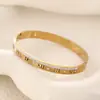 Nova Pulseira Oca de Aço Titânio com Números Romanos, Simples, Fashion e Elegante, Fabricante de Pulseiras Douradas