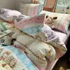 Conjunto de cama de algodão fofo Classe A seguro para bebês, quatro peças, capa de edredom e lençol de elástico com estampa de desenho animado fresca e fofa, conjunto de três peças para dormitórios estudantis