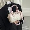 Dropshipping Transfronterizo Bolso Boston de Cuero Genuino Repujado para Mujer Nuevo Modelo 2026 Bolso de Hombro Bolso de Mano Bolso Cruzado