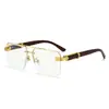 Gafas de Sol Estilo Nuevo, Cuadradas de Moda con Media Montura, Varillas Cortadas en Diamante y Decoración Floral, Gafas de Sol Doradas para Venta al por Mayor Transfronteriza