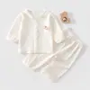 Conjunto leve de modal A-grade para bebê para o verão com malha respirável nas costas, conjunto de mangas compridas para recém-nascidos