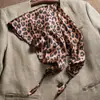 Pañuelo Triangular de Encaje Floral Estilo Francés para Mujer, Estilo Pastoral, Tocado con Lazo Negro para la Cintura, Turbante Vintage, Bufanda de Seda para Protección Solar