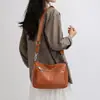 Bolsa transversal transfronteiriça feminina 2025 nova couro genuíno grande capacidade multi-compartimentos camada superior bolsa de couro bovino bolsa de ombro feminina moderna