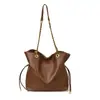 Bolso Tote Cubo Versátil Transfronterizo para Mujer Invierno 2025 Nuevo Moda de Alta Calidad Bolso Simple de Hombro Axila