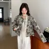 Moda Otoño 2026 Elegante y con Estilo Reductor de Edad Adelgazante Encaje Cinta Corta Floral Estampado Lino Chaqueta