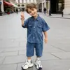 Conjunto de Verano de Mezclilla con Estampado de Leopardo para Niños 2026 Nuevo Elegante de Moda Conjunto de Dos Piezas de Manga Corta para Niños Moda Infantil Transfronteriza