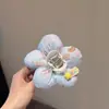 Presilha de Flor Tridimensional Xadrez de Nicho, Presilha de Tubarão Preenchida com Algodão, Presilha de Cabelo com Design Meio Preso, Acessório de Cabelo para a Parte de Trás da Cabeça
