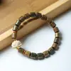 Novo Bracelete Argentino de Sândalo Verde Estilo Chinês com Ágata Cinza Cinco Sutras para Homens e Mulheres Pulseiras de Brinquedo de Madeira Atacado