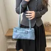 Bolsa quadrada pequena transfronteiriça moderna e fresca para mulheres, novo estilo outono 2026, com decoração de cinto, bolsa de ombro e bolsa de antebraço para o dia a dia