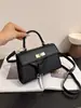 2026 Nuevo Bolso Kelly Simple Popular para Viajes Diarios, Moderno y Elegante, Bolso de Mano de Alta Gama Europeo y Americano, Bolso de Hombro y Cruzado para Mujer