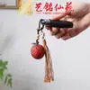 Colgante de Fresas de Madera de Sangre Yiming Xianyuan Joya de Madera Fruta y Verdura de Madera Maciza Colgante para Teléfono Móvil Borla Colorida Tejida