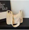 Bolsa de Ombro Grande Capacidade para Mulheres 2025 Inverno Novo Estilo Simples Nicho Bolsa Tote Moda Tendência Bolsa de Ombro Único Transversal