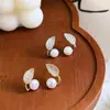 Pendientes con un Toque de Lujo Ligero y de Gama Alta, Pendientes de Plata 925 con Aguja y Perla Natural, Pendientes Franceses Elegantes con Diseño de Hoja para Mujer