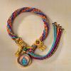 Cuerda de Mano Xizang Tejida a Mano Recurrente Cuerda de Mano Pequeña Pulsera Thangka Cuerda Thangka Dios de la Riqueza Madre Verde Zakilam