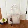 Colección de otoño 2026 transfronteriza: bolsa de mano grande, moderna, para mujer, adecuada para ir al trabajo, bolso versátil y bolso de hombro