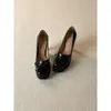 Primeiro Encontro com os Scarpins Plataforma Mary Jane de Salto Grosso com Laço Preto da Estação, Novos Sapatos Impermeáveis Plataforma para Festa Feminina 2025