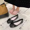 Nuevos zapatos planos dulces y versátiles otoño 2026, mocasines, zapatos de punta baja, estilo hada francesa con un lazo