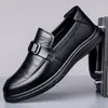 Mocasines para hombre, piel genuina, nuevo estilo de negocios, diseño británico, zapatos casuales de suela blanda, zapatos casuales sin cordones, zapatos transpirables para hombre